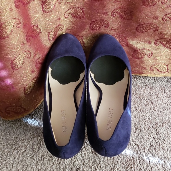 Nine West Scardino Platform Navy Suede Pumps 7.5W - Picture 3 of 8